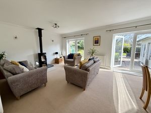 Photo 15- click for photo gallery